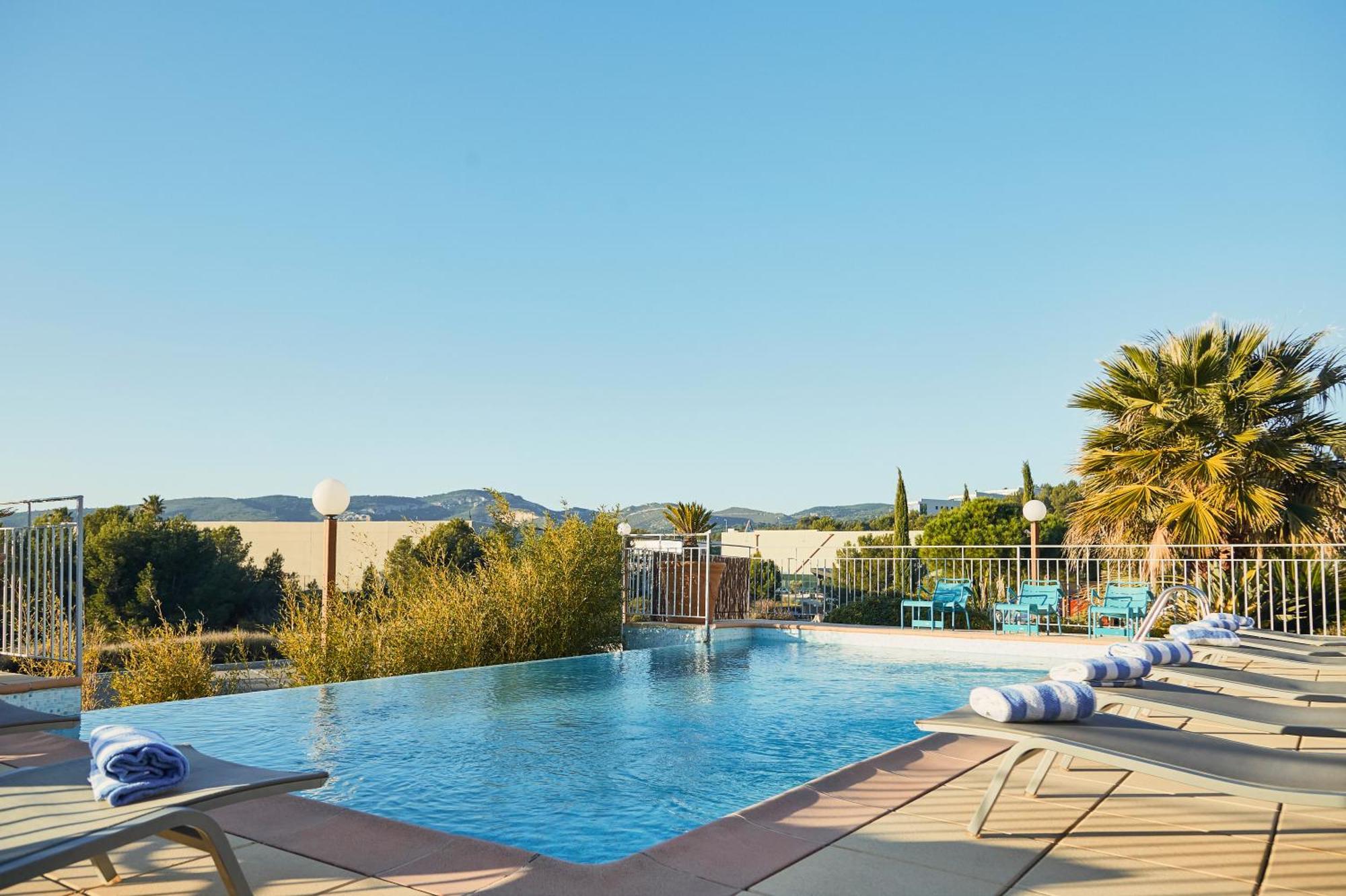 Double Room with Pool View,1704834295:JPEG